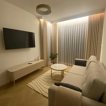Apartamento Omega View Luxury Ukiel